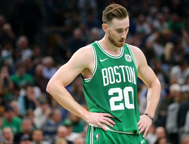 后排的鱼跃 后排的鱼跃