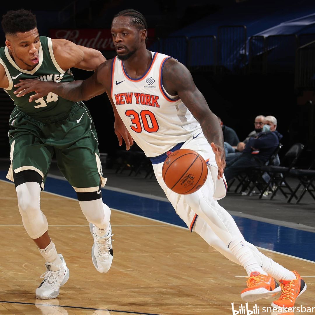 次在国内外 次在国内外