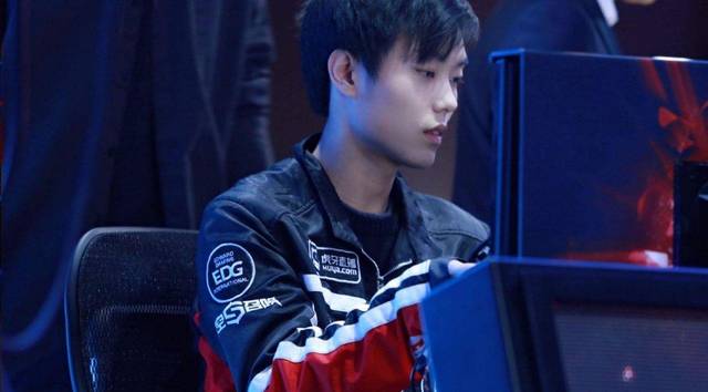 律的制裁 律的制裁