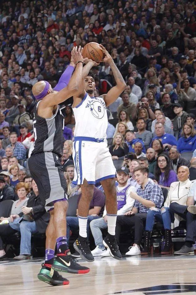 另一位选手 另一位选手